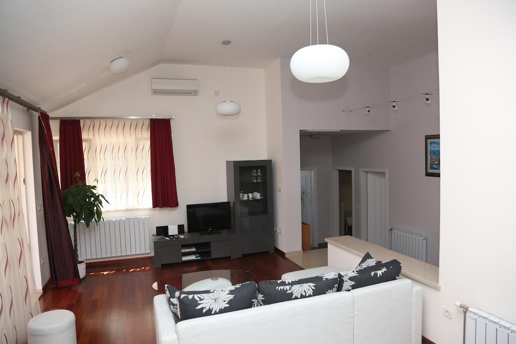 Apartment Markorcula Rum bild