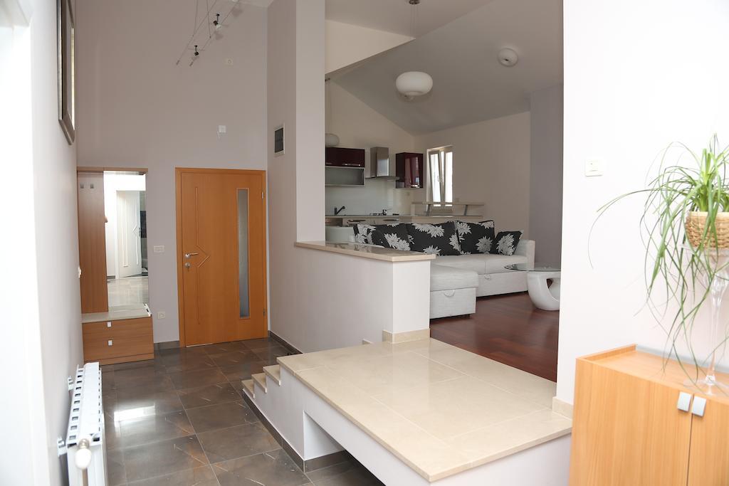 Apartment Markorcula Rum bild